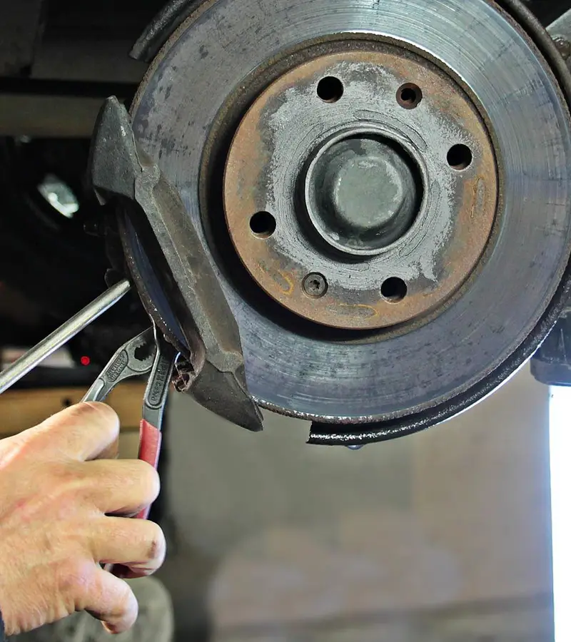 Servicio de Reparaciones de Talleres Antonio Mainar